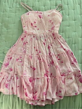Streetwear Society Pink Floral Tiered Mini Dress
